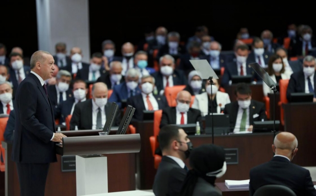 Cumhurbaşkanı Erdoğan: Meclis'in ışıkları yanıyorsa bu ülkenin sırtı yere gelmez